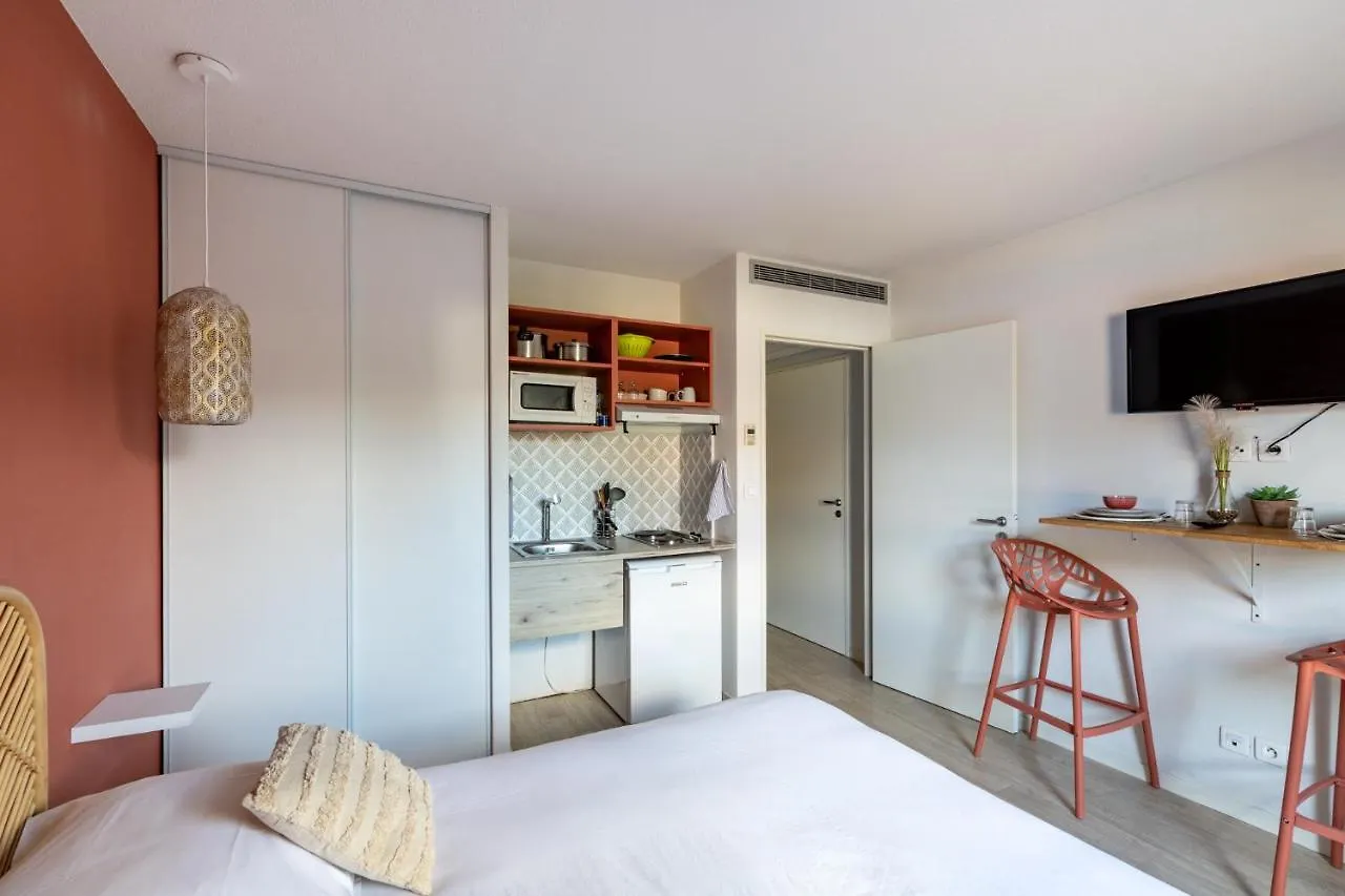 Les Cocons De Lourdes Apartment