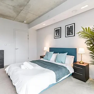 https://khayat-homes-the-hula-one.brighton-hotels-england.com